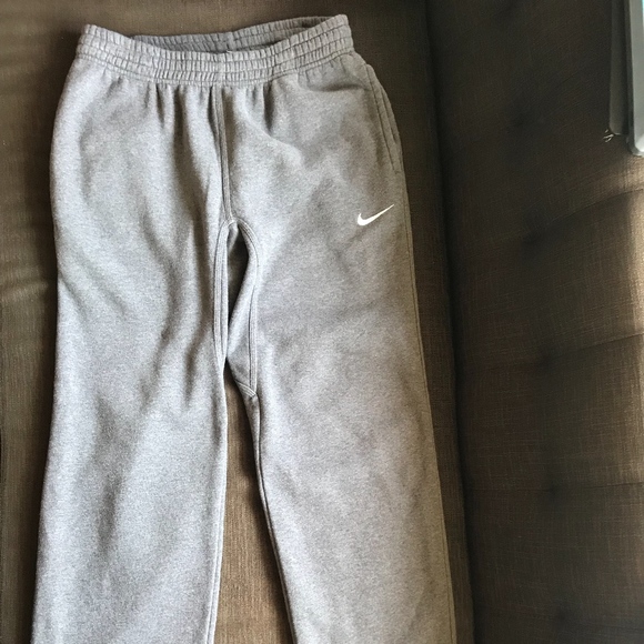 nike straight leg joggers